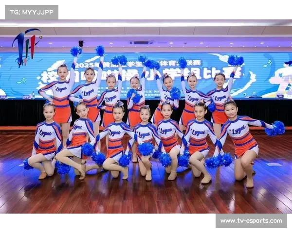 世界啦啦操锦标赛奥兰多举行，团队配合闪耀舞台